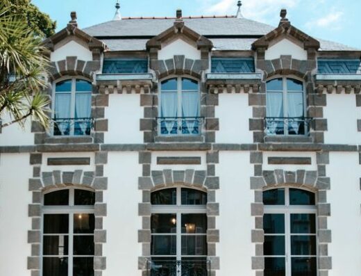 Façade extérieure du jardin de Laurent